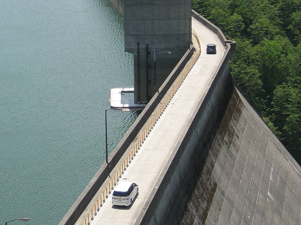 有峰林道（有峰ダム周遊線）